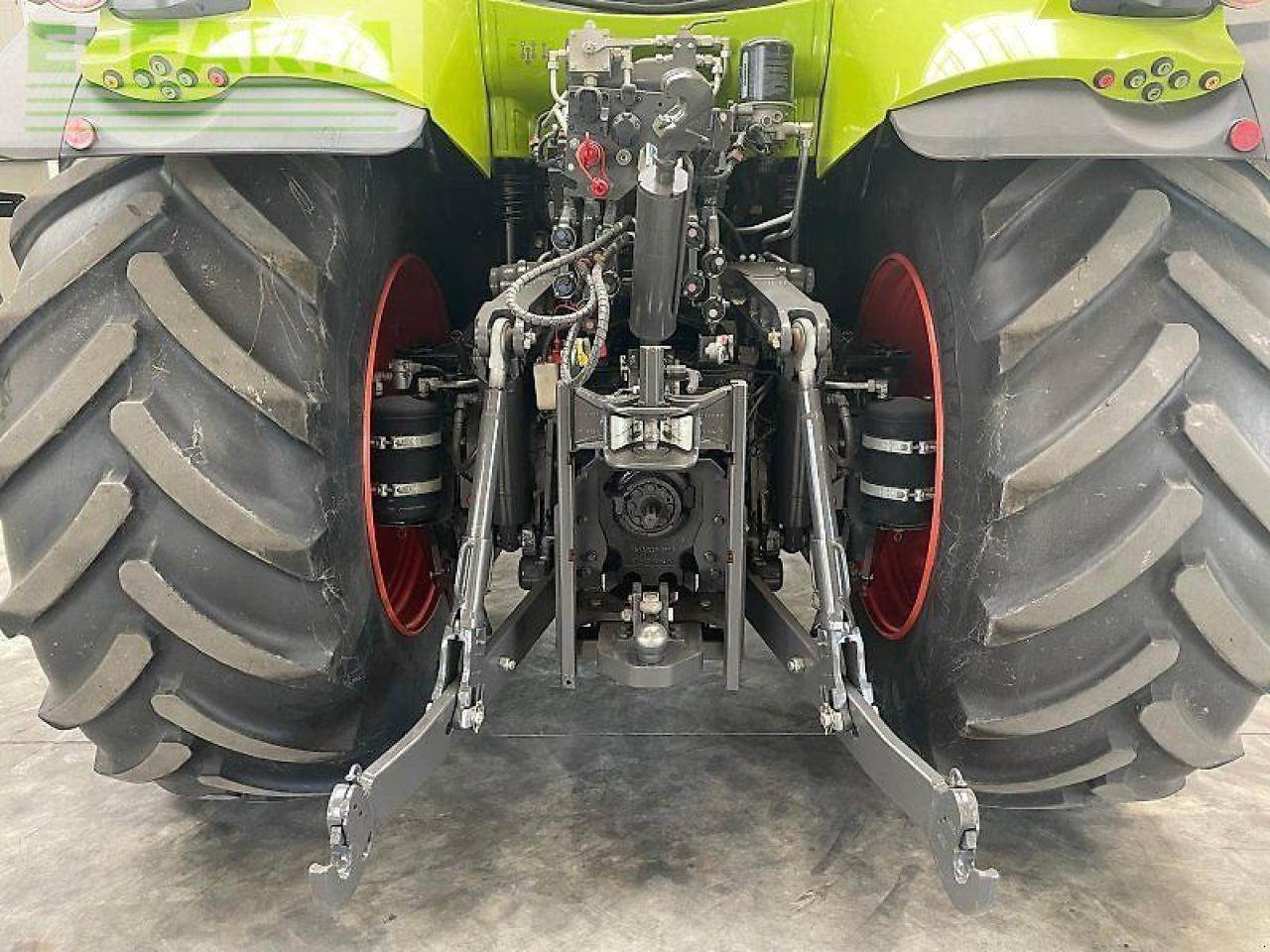 Трактор CLAAS axion 870 cmatic cebis CMATIC CEBIS: снимка 20 Трактор CLAAS axion 870 cmatic cebis CMATIC CEBIS: снимка 20