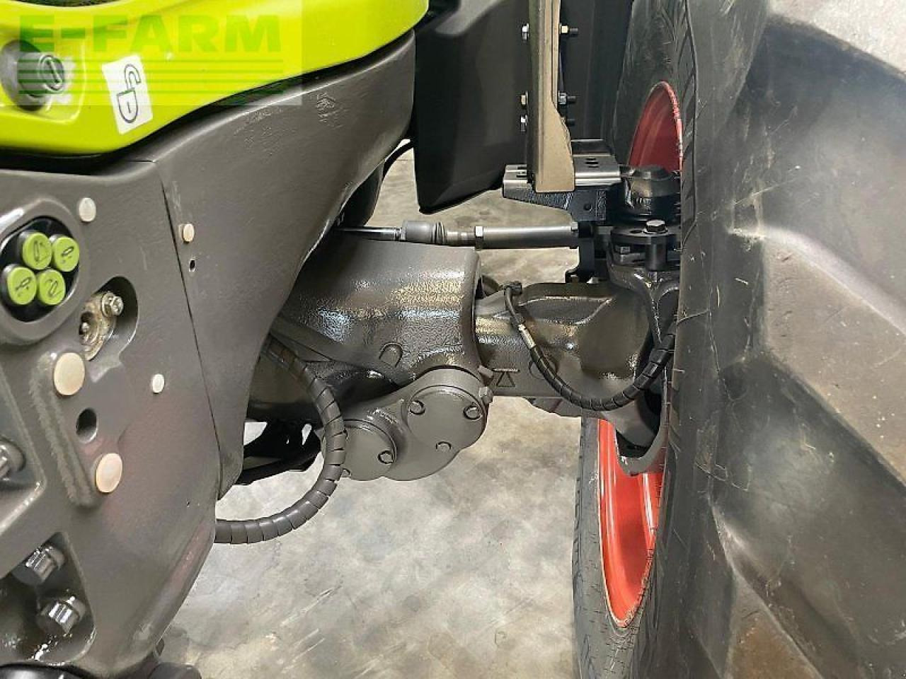 Трактор CLAAS axion 870 cmatic cebis CMATIC CEBIS: снимка 16 Трактор CLAAS axion 870 cmatic cebis CMATIC CEBIS: снимка 16