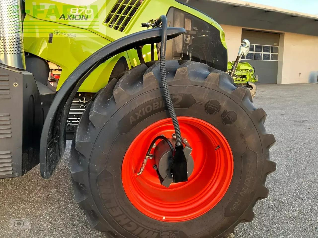 Трактор CLAAS axion 870 cmatic cebis CMATIC CEBIS: снимка 13 Трактор CLAAS axion 870 cmatic cebis CMATIC CEBIS: снимка 13