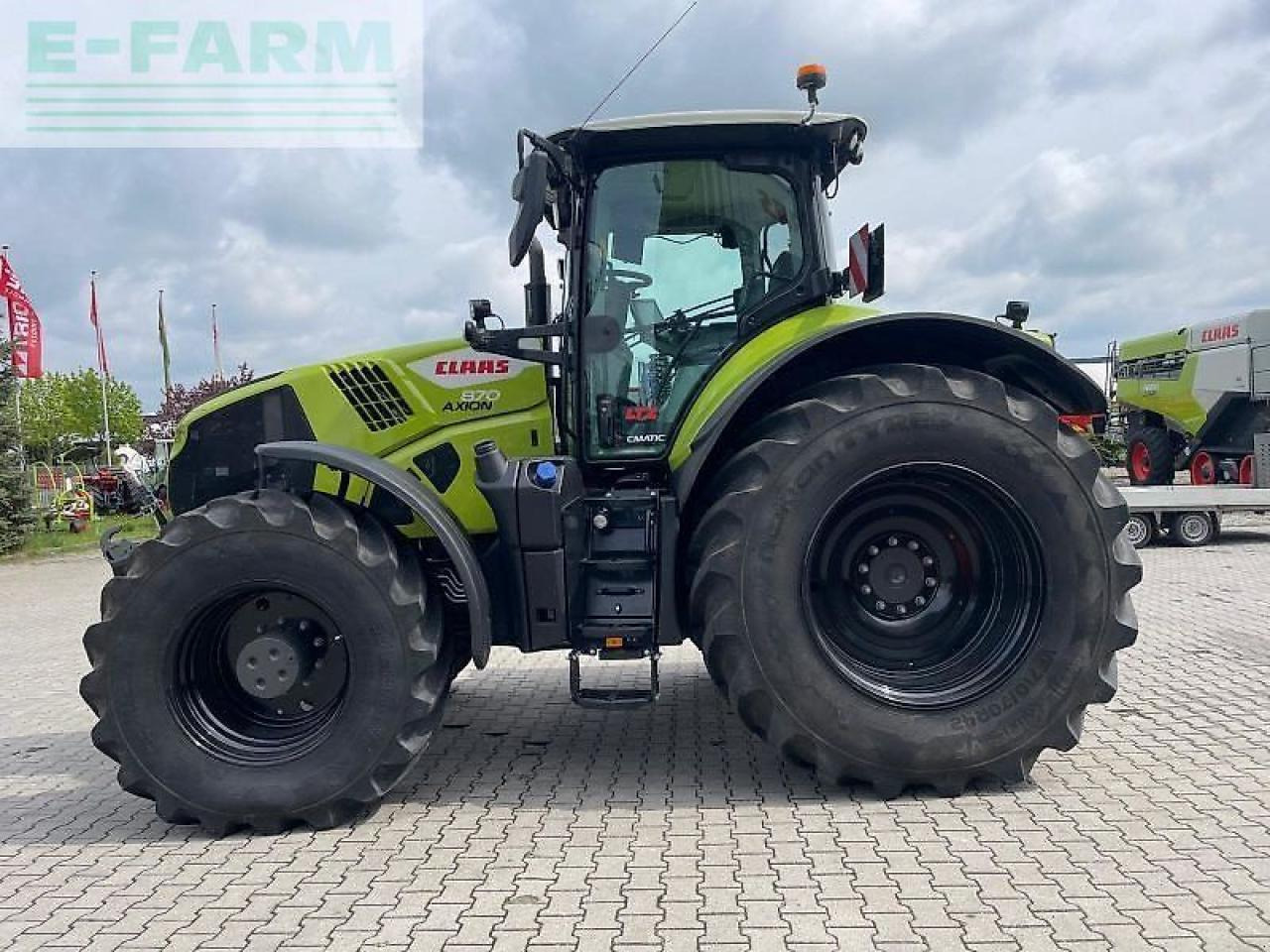 Трактор CLAAS axion 870 cmatic - stage v CMATIC: снимка 6