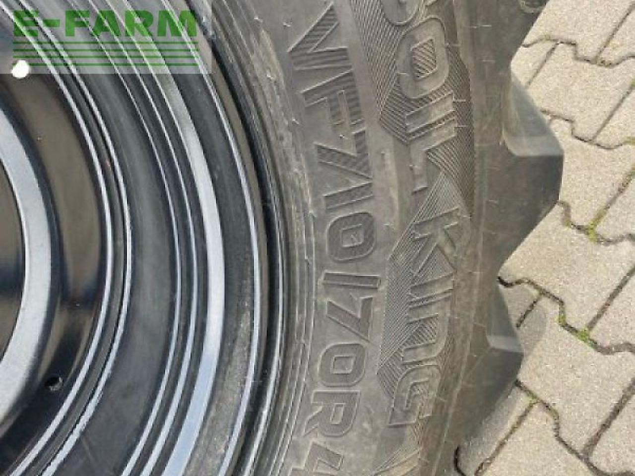 Трактор CLAAS axion 870 cmatic - stage v CMATIC: снимка 10