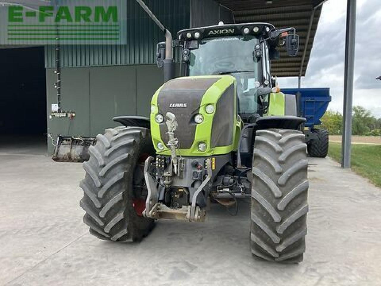 CLAAS axion 920 cmatic - Трактор: снимка 3 CLAAS axion 920 cmatic - Трактор: снимка 3