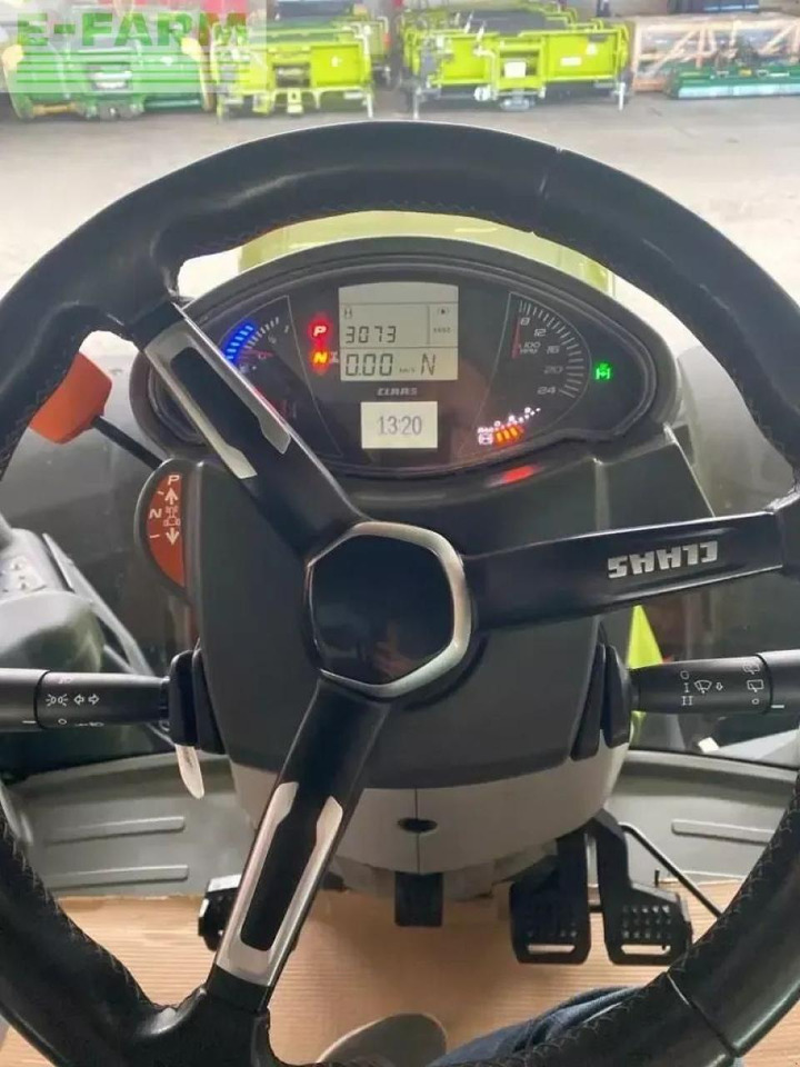 CLAAS axion 940 cmatic - Трактор: снимка 3 CLAAS axion 940 cmatic - Трактор: снимка 3