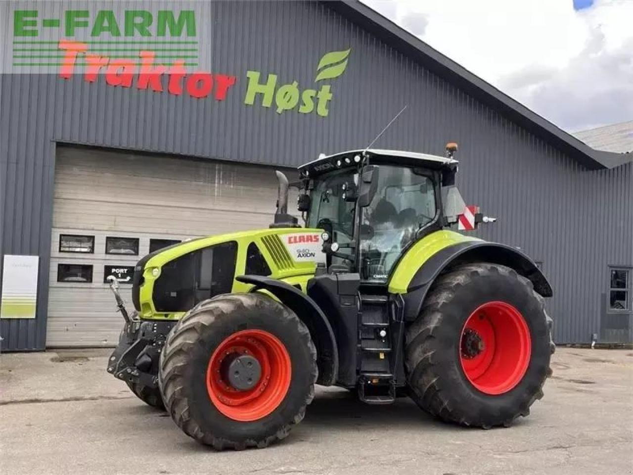 CLAAS axion 940 cmatic cebis CMATIC CEBIS - Трактор: снимка 1 CLAAS axion 940 cmatic cebis CMATIC CEBIS - Трактор: снимка 1