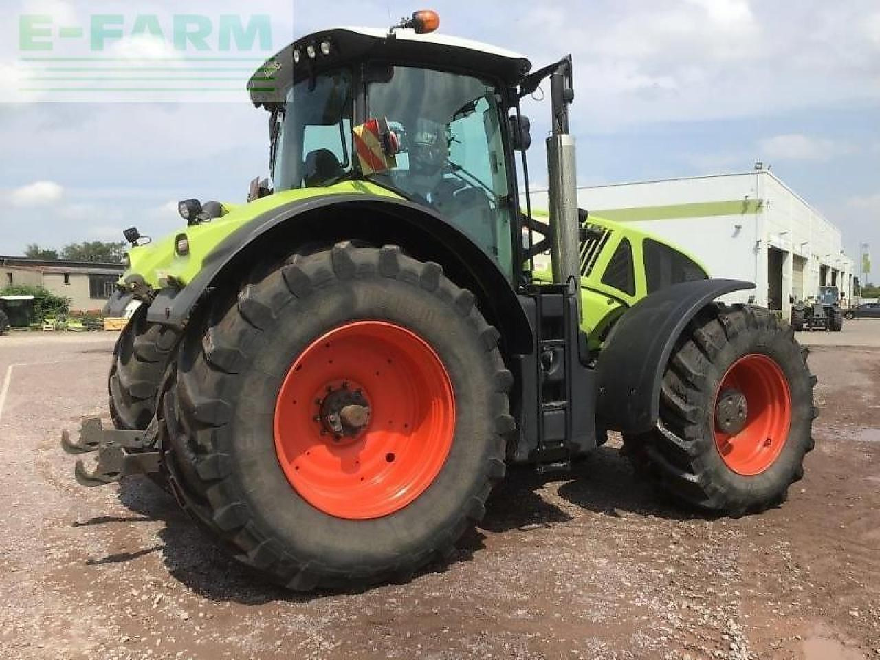 CLAAS axion 950 - Трактор: снимка 4 CLAAS axion 950 - Трактор: снимка 4
