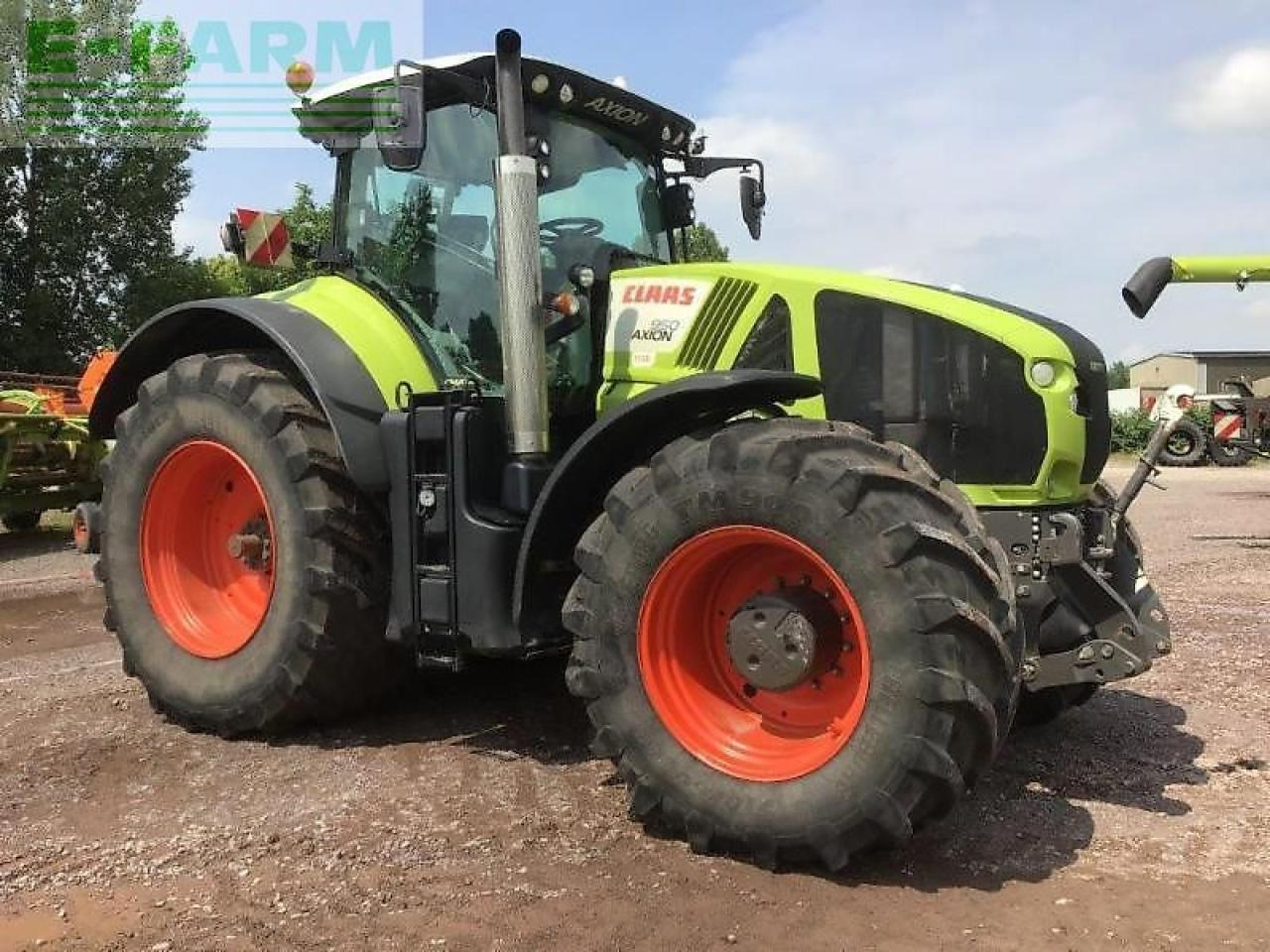 CLAAS axion 950 - Трактор: снимка 3 CLAAS axion 950 - Трактор: снимка 3