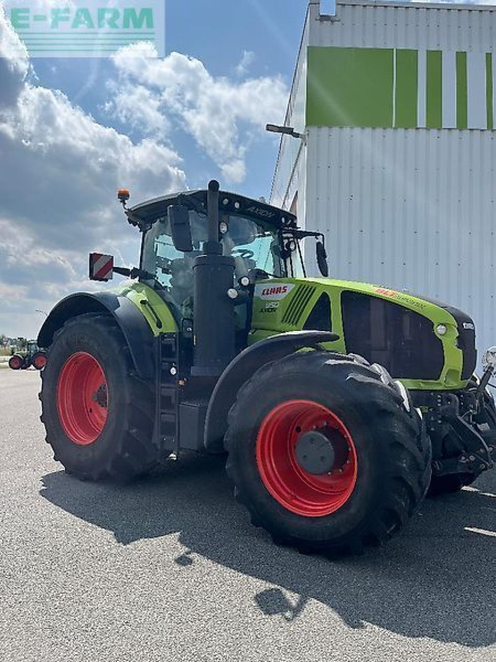 CLAAS axion 950 - Трактор: снимка 2 CLAAS axion 950 - Трактор: снимка 2