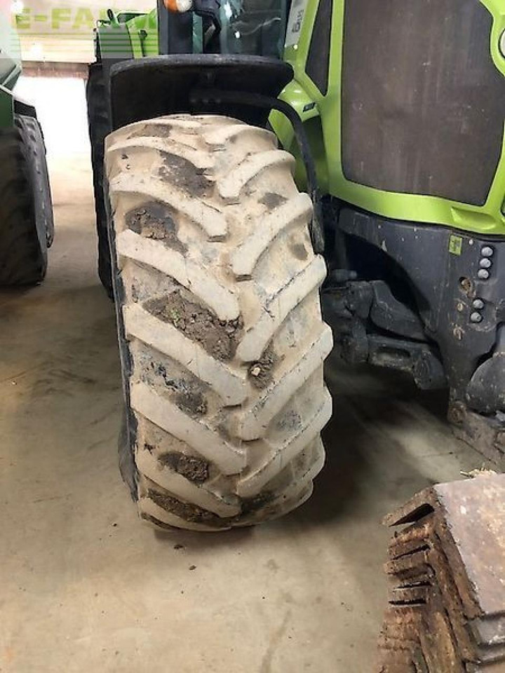 CLAAS axion 950 - Трактор: снимка 3 CLAAS axion 950 - Трактор: снимка 3