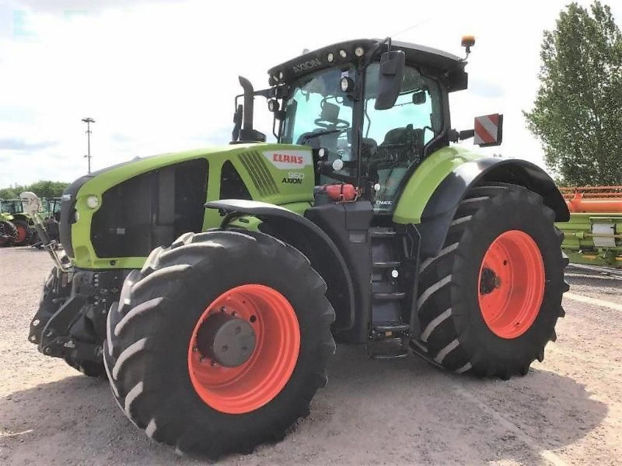 CLAAS axion 960 cebis - Трактор: снимка 2 CLAAS axion 960 cebis - Трактор: снимка 2