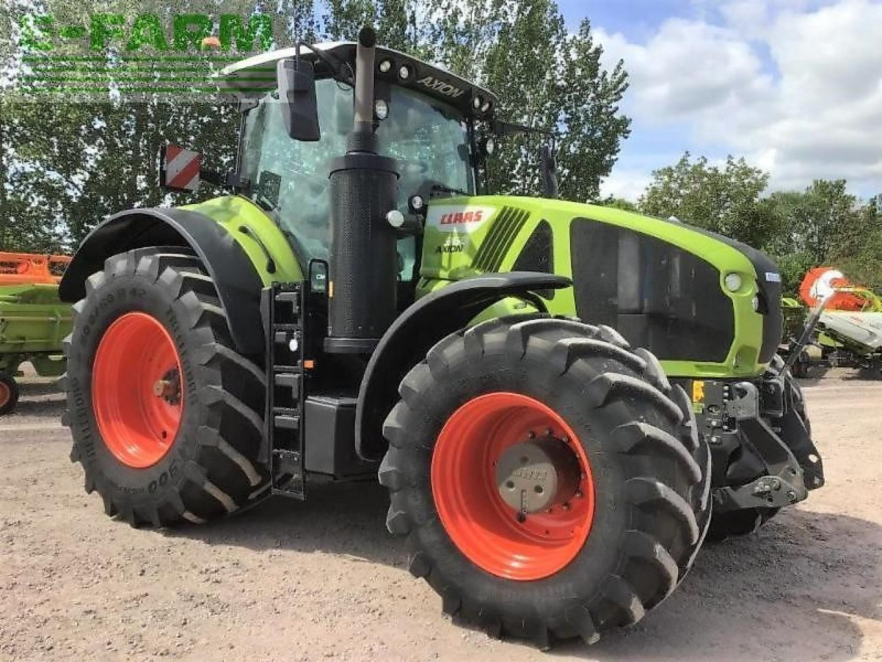 CLAAS axion 960 cebis - Трактор: снимка 4 CLAAS axion 960 cebis - Трактор: снимка 4