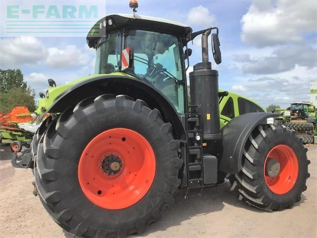 CLAAS axion 960 cebis - Трактор: снимка 5 CLAAS axion 960 cebis - Трактор: снимка 5