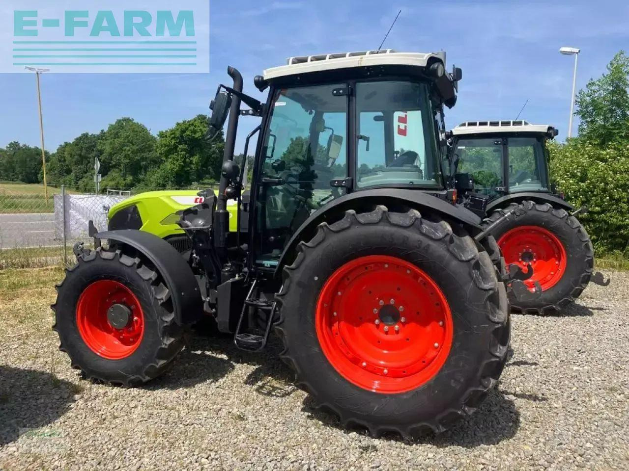 CLAAS axos 240 - Трактор: снимка 2 CLAAS axos 240 - Трактор: снимка 2