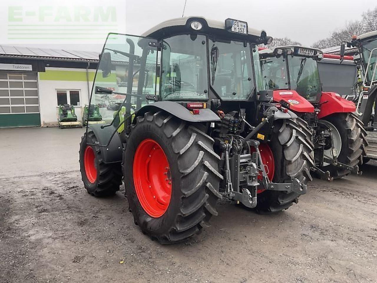 CLAAS axos 240 advanced claas trakto - Трактор: снимка 4 CLAAS axos 240 advanced claas trakto - Трактор: снимка 4