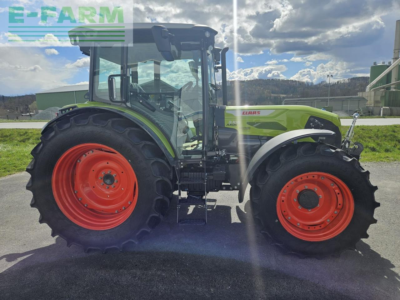 CLAAS axos 3.105 - Трактор: снимка 4 CLAAS axos 3.105 - Трактор: снимка 4