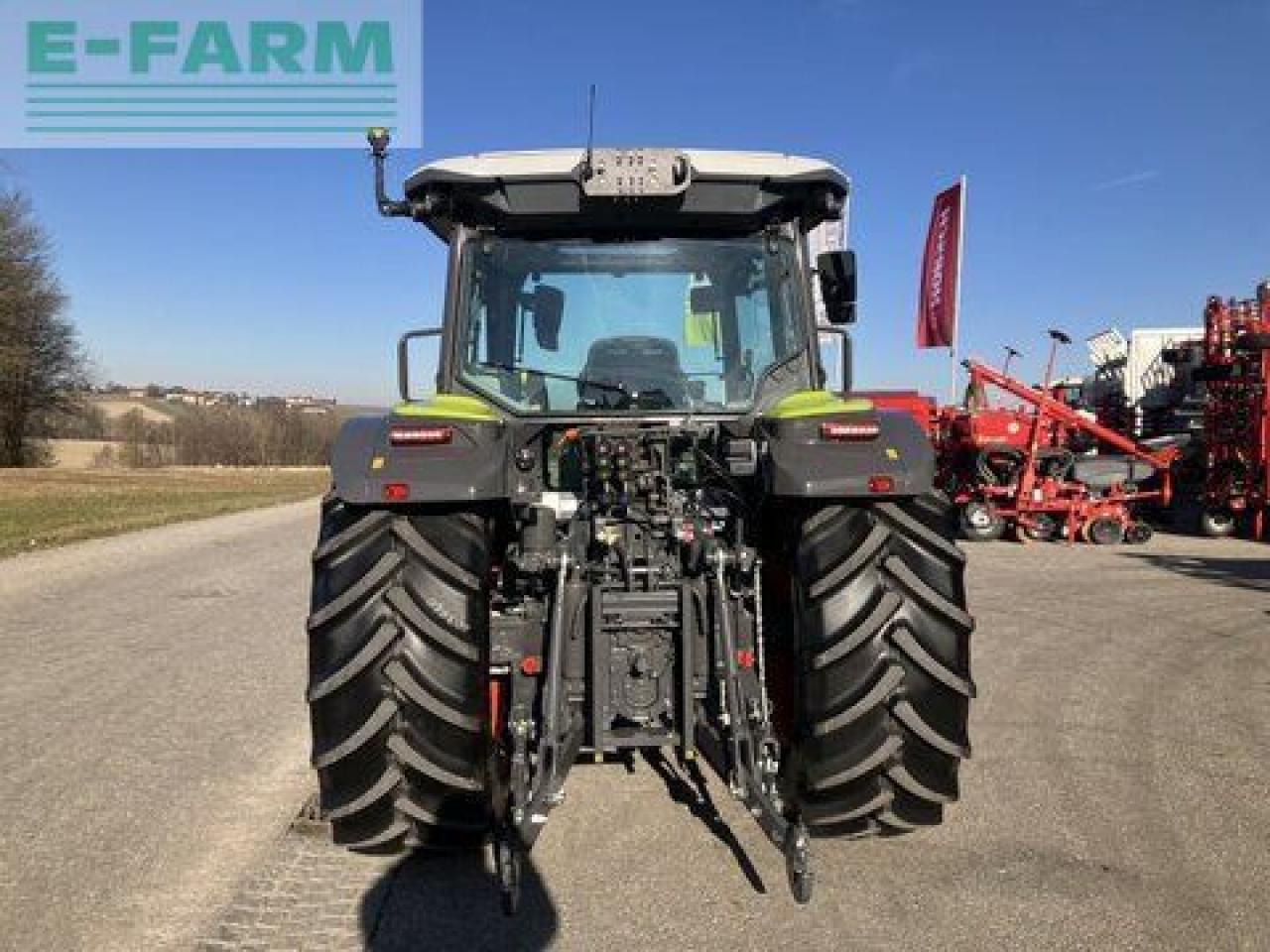 CLAAS axos 3.95 comfort - Трактор: снимка 4 CLAAS axos 3.95 comfort - Трактор: снимка 4