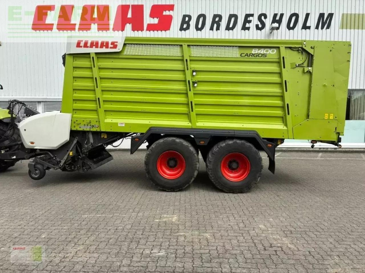 CLAAS cargos 8400 - Саморазтоварващо се ремарке: снимка 1 CLAAS cargos 8400 - Саморазтоварващо се ремарке: снимка 1