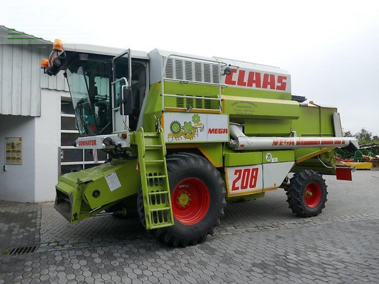 CLAAS dominator 208 mega - sofort verfügbar! - Зърнокомбайн: снимка 1 CLAAS dominator 208 mega - sofort verfügbar! - Зърнокомбайн: снимка 1