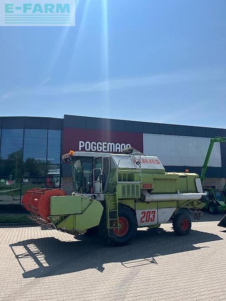 CLAAS dominator 88 - Зърнокомбайн: снимка 2 CLAAS dominator 88 - Зърнокомбайн: снимка 2