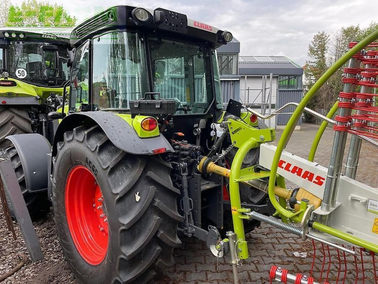CLAAS elios 210 kabine classic - Трактор: снимка 3 CLAAS elios 210 kabine classic - Трактор: снимка 3