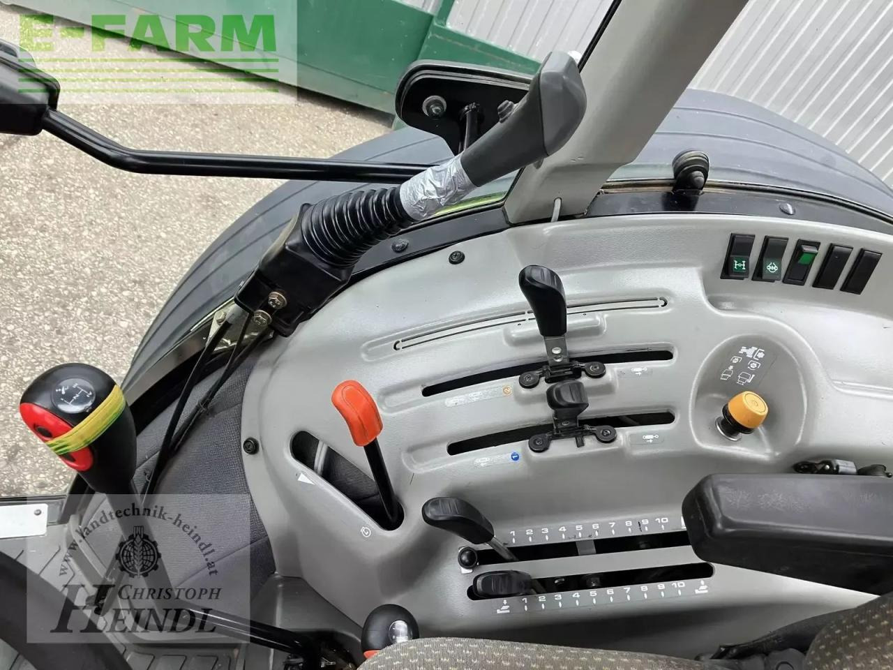 Трактор CLAAS elios 220: снимка 14