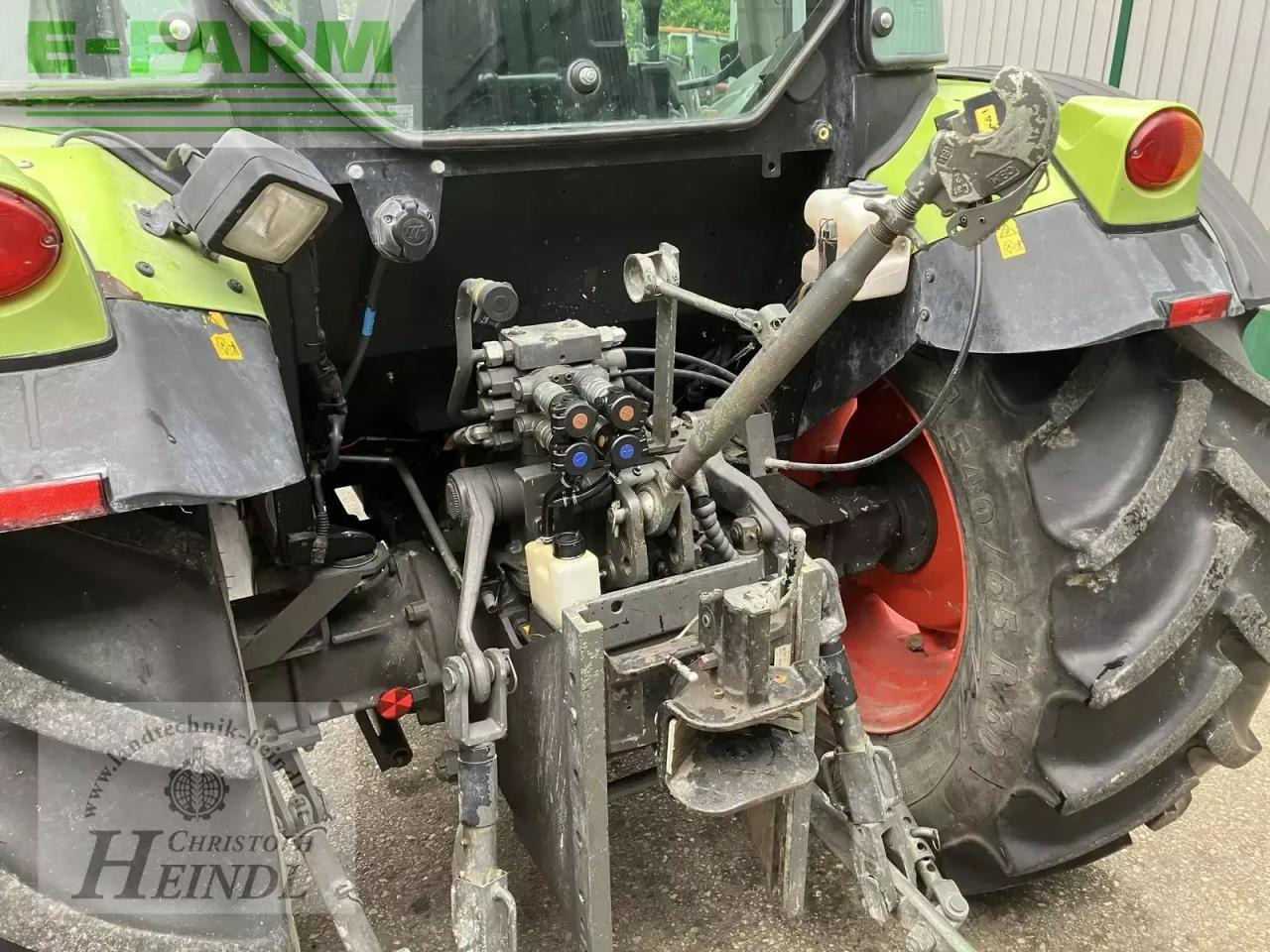 Трактор CLAAS elios 220: снимка 6