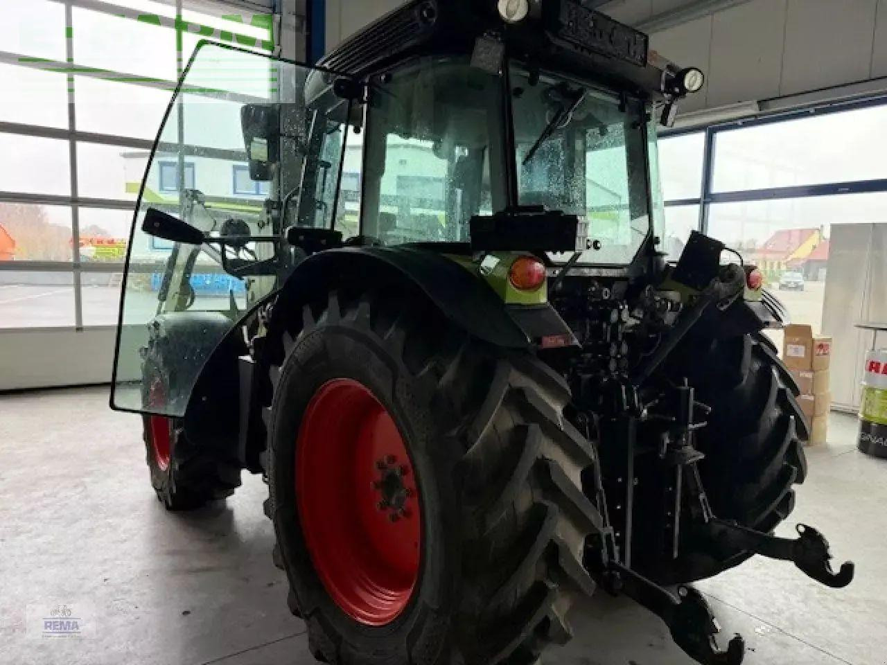 CLAAS elios 220 - Трактор: снимка 4 CLAAS elios 220 - Трактор: снимка 4