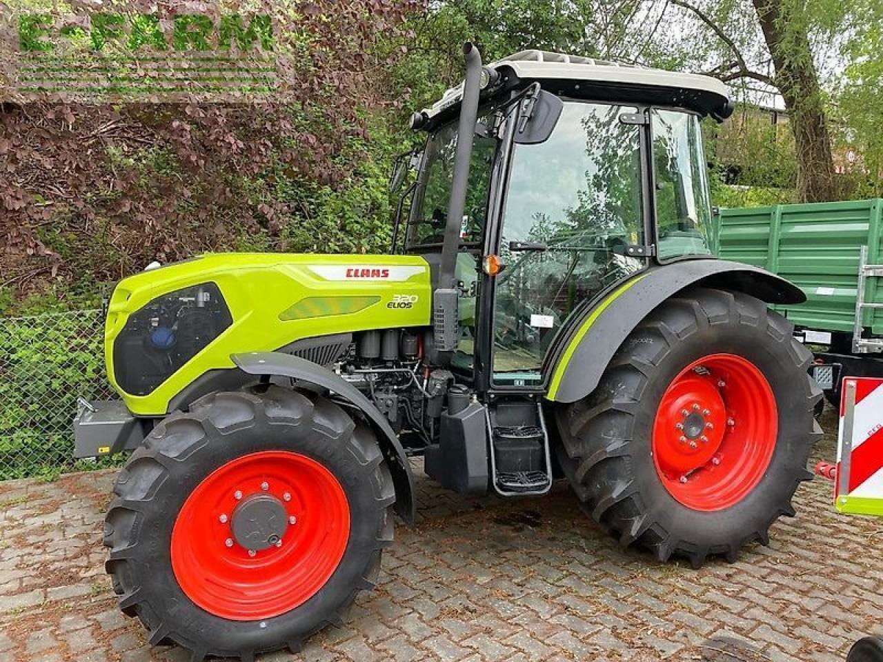CLAAS elios 320 stage v - Трактор: снимка 3 CLAAS elios 320 stage v - Трактор: снимка 3