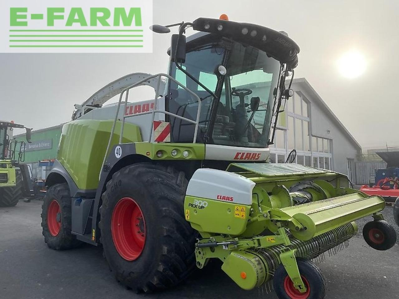 CLAAS jaguar 950 497 allrad mit pick-up - Силажокомбайн: снимка 3 CLAAS jaguar 950 497 allrad mit pick-up - Силажокомбайн: снимка 3