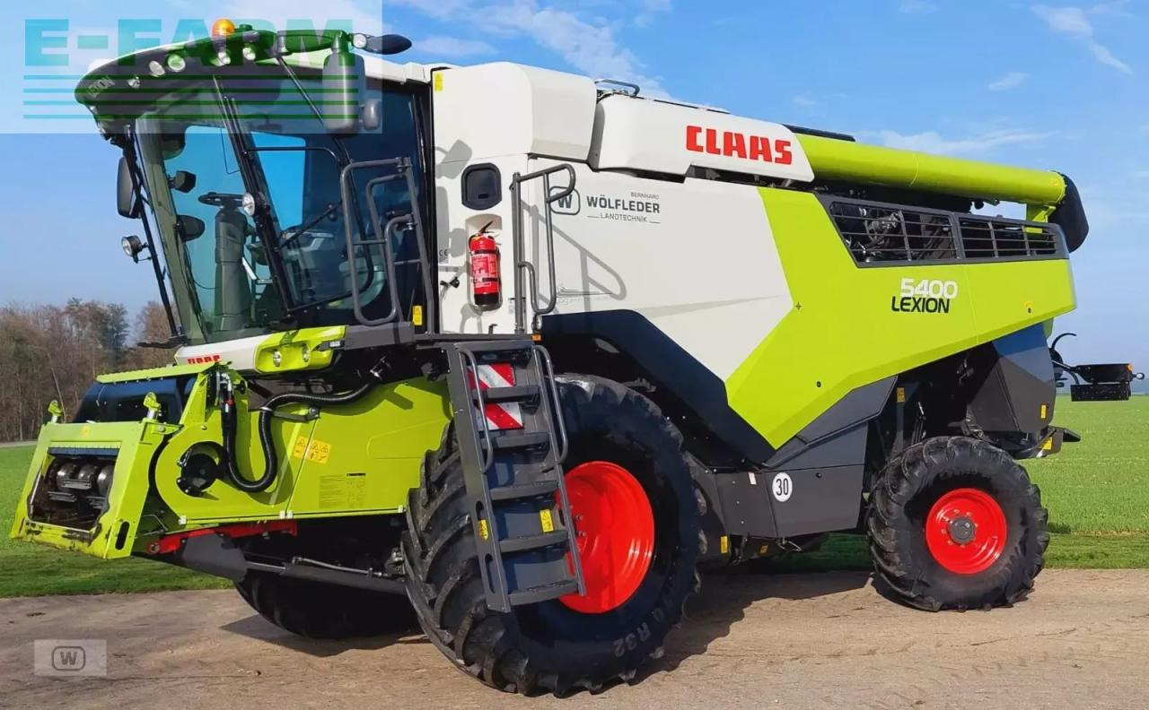 CLAAS lexion 5400 - Зърнокомбайн: снимка 1 CLAAS lexion 5400 - Зърнокомбайн: снимка 1