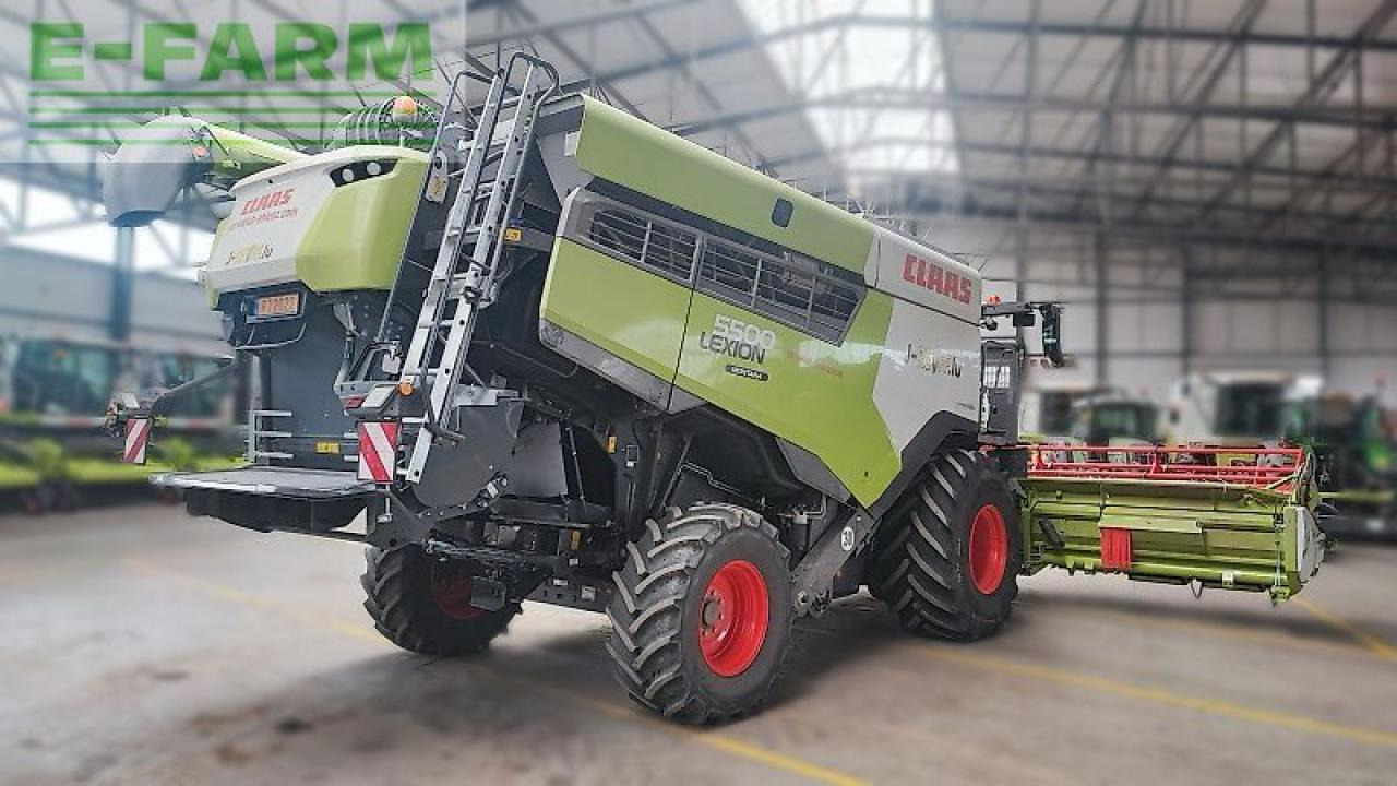 CLAAS lexion 5500 montana top zustand - Зърнокомбайн: снимка 2 CLAAS lexion 5500 montana top zustand - Зърнокомбайн: снимка 2