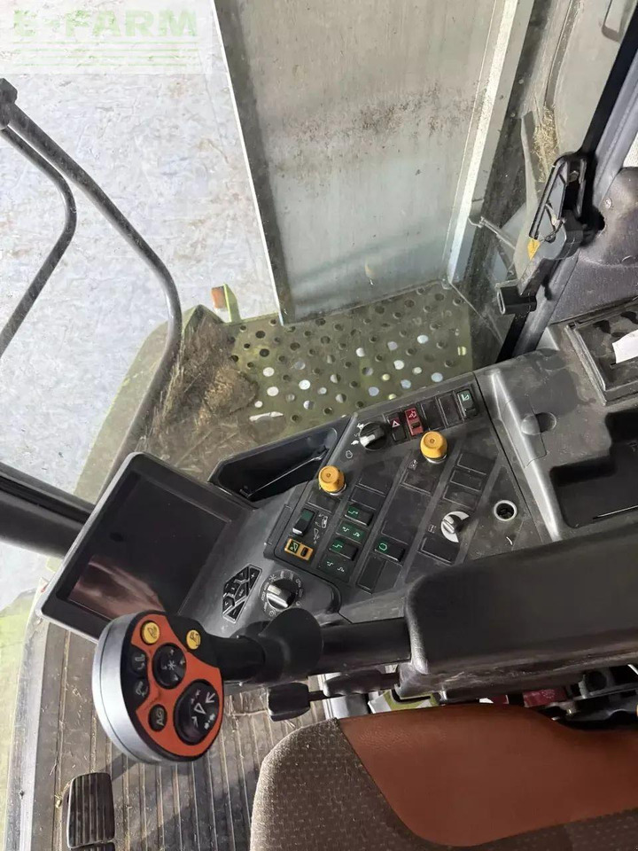 Зърнокомбайн CLAAS lexion 560: снимка 8 Зърнокомбайн CLAAS lexion 560: снимка 8