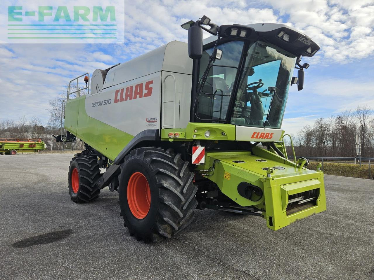 CLAAS lexion 570 - Зърнокомбайн: снимка 3 CLAAS lexion 570 - Зърнокомбайн: снимка 3