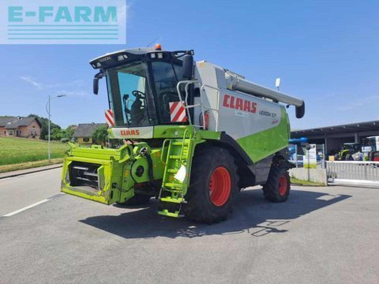CLAAS lexion 570 montana - Зърнокомбайн: снимка 2 CLAAS lexion 570 montana - Зърнокомбайн: снимка 2