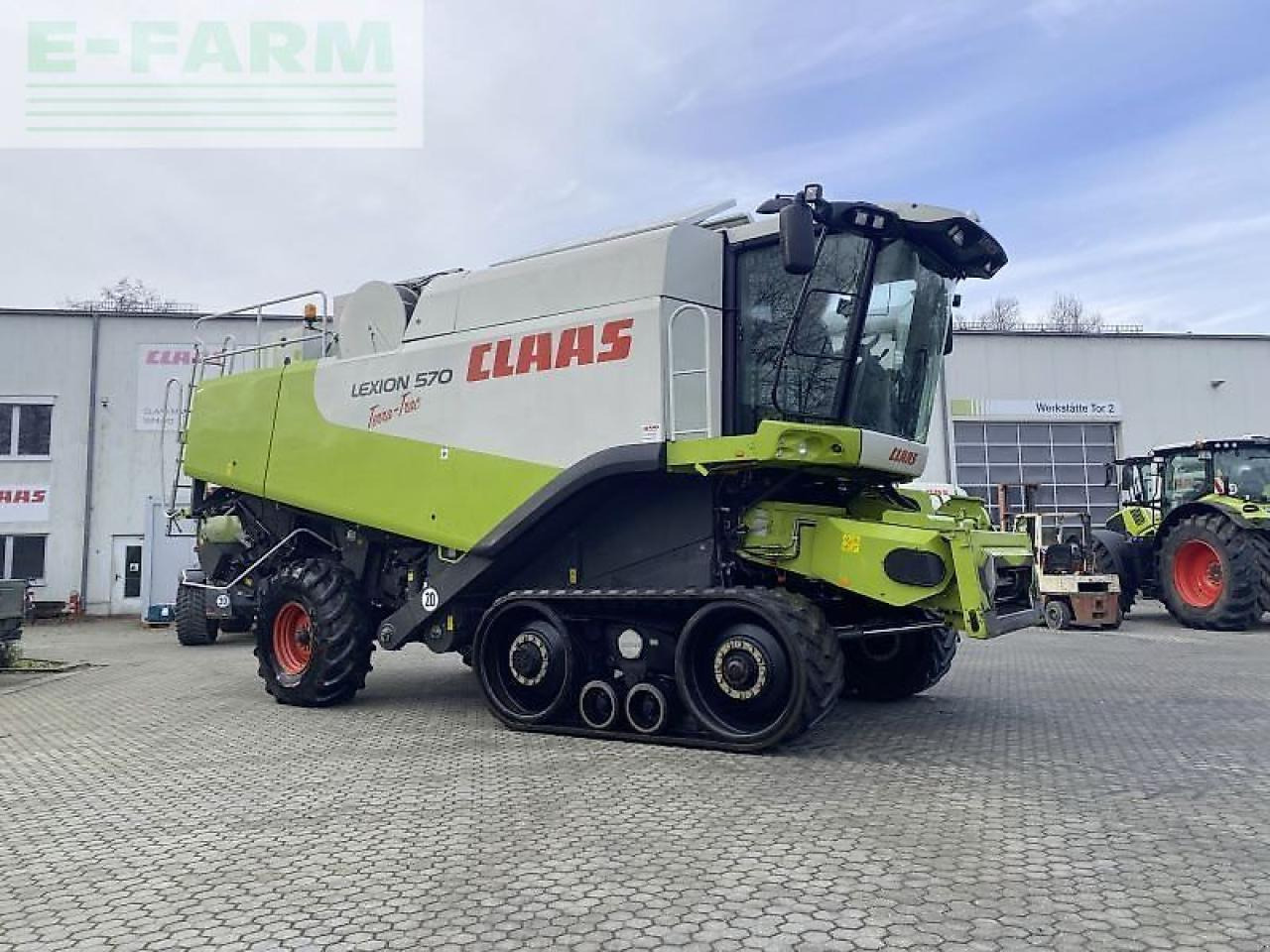CLAAS lexion 570 tt mit v900+tw - Зърнокомбайн: снимка 1 CLAAS lexion 570 tt mit v900+tw - Зърнокомбайн: снимка 1