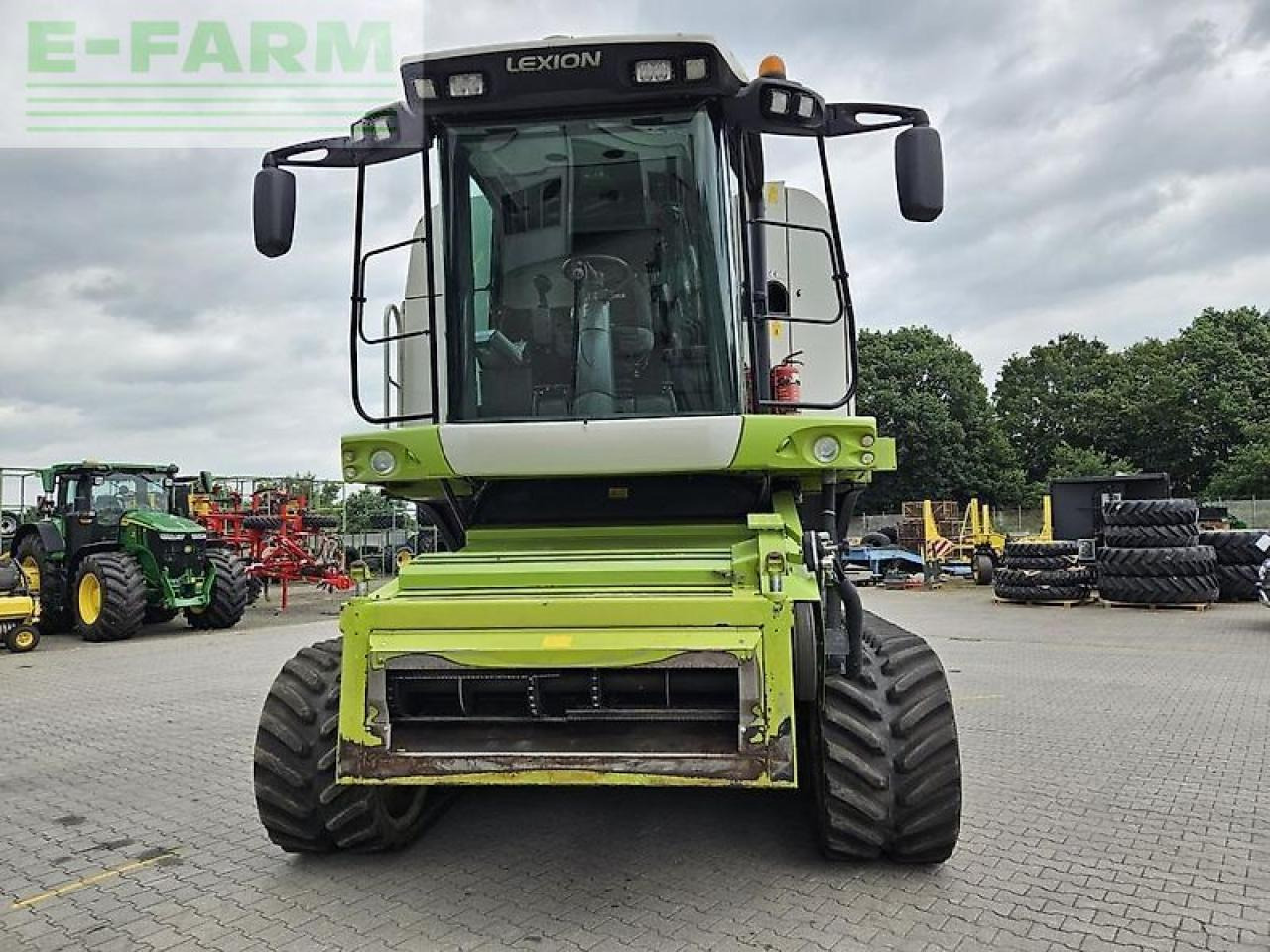CLAAS lexion 580 tt plus - Зърнокомбайн: снимка 3 CLAAS lexion 580 tt plus - Зърнокомбайн: снимка 3