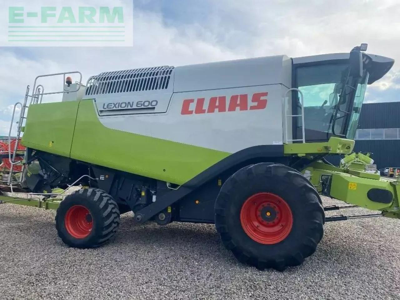 Зърнокомбайн CLAAS lexion 600: снимка 8