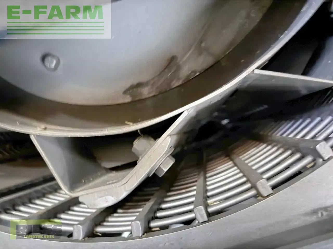 Зърнокомбайн CLAAS lexion 630 montana t4: снимка 12 Зърнокомбайн CLAAS lexion 630 montana t4: снимка 12