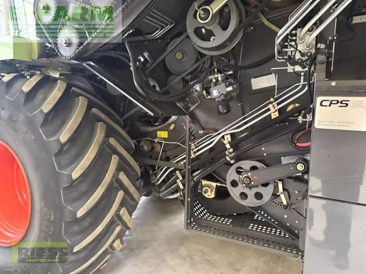 Зърнокомбайн CLAAS lexion 630 montana t4: снимка 18 Зърнокомбайн CLAAS lexion 630 montana t4: снимка 18