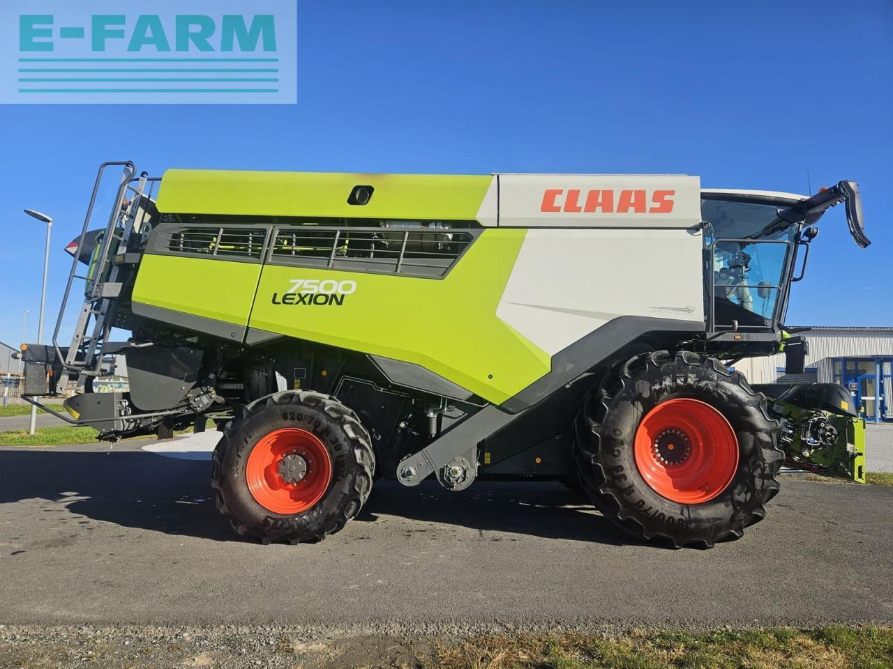 CLAAS lexion 7500 - Зърнокомбайн: снимка 4 CLAAS lexion 7500 - Зърнокомбайн: снимка 4