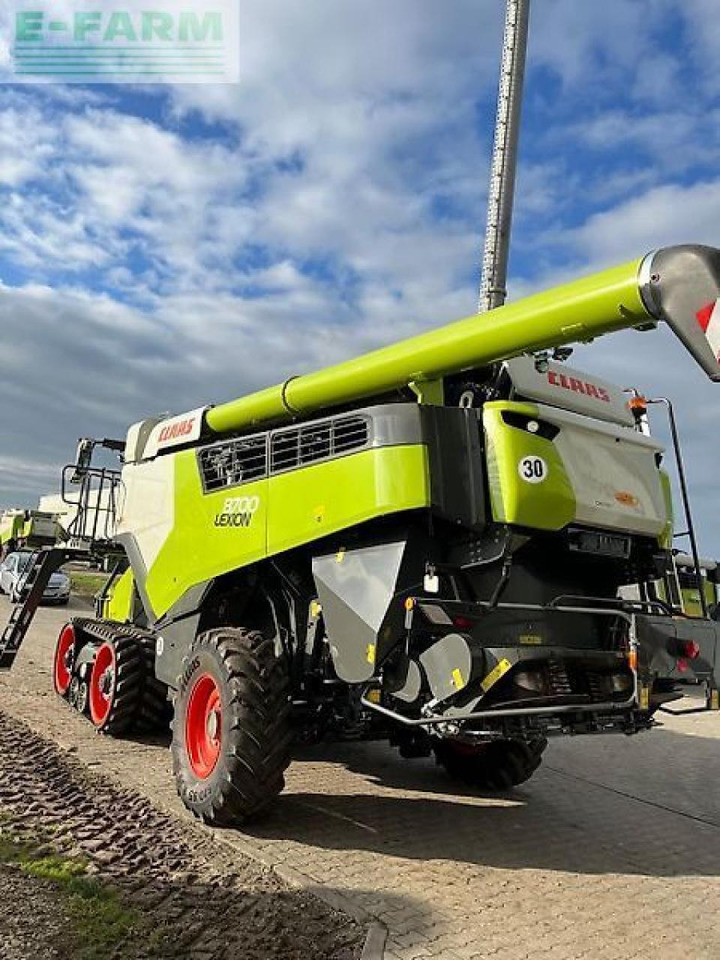 Зърнокомбайн CLAAS lexion 8700 tt: снимка 8 Зърнокомбайн CLAAS lexion 8700 tt: снимка 8
