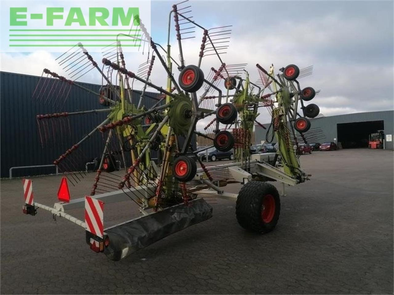 CLAAS liner 3500 rotorriver - Гребло/ Сенообръщачка: снимка 4 CLAAS liner 3500 rotorriver - Гребло/ Сенообръщачка: снимка 4