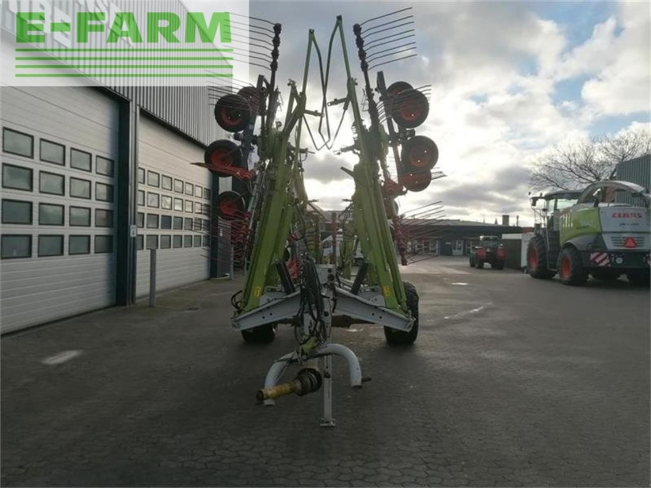 CLAAS liner 3500 rotorriver - Гребло/ Сенообръщачка: снимка 2 CLAAS liner 3500 rotorriver - Гребло/ Сенообръщачка: снимка 2