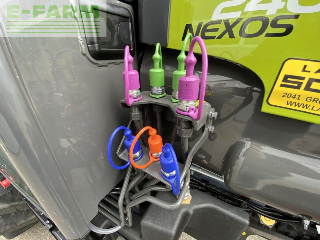 CLAAS nexos 240 l comfort - Трактор: снимка 5 CLAAS nexos 240 l comfort - Трактор: снимка 5