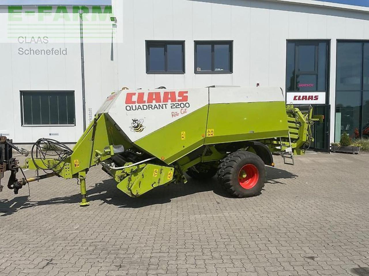 CLAAS quadrant 2200 - Сламопреса за квадратни бали: снимка 1 CLAAS quadrant 2200 - Сламопреса за квадратни бали: снимка 1