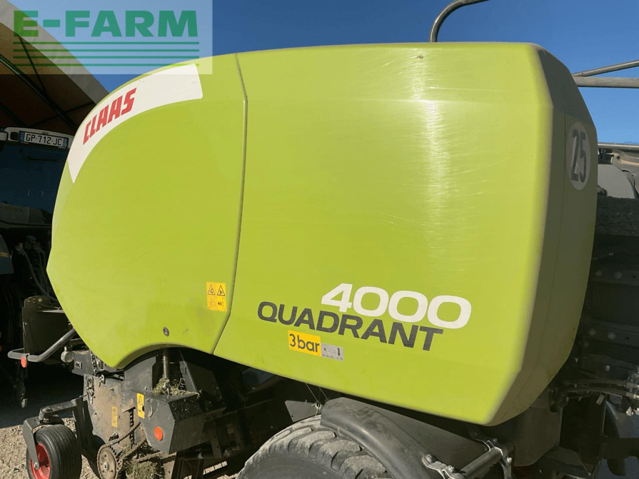 CLAAS quadrant 4000 - Сламопреса за квадратни бали: снимка 2 CLAAS quadrant 4000 - Сламопреса за квадратни бали: снимка 2