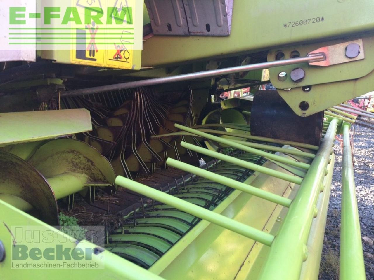 CLAAS rollant 255 rc uniwrap - Сламопреса за квадратни бали: снимка 4 CLAAS rollant 255 rc uniwrap - Сламопреса за квадратни бали: снимка 4