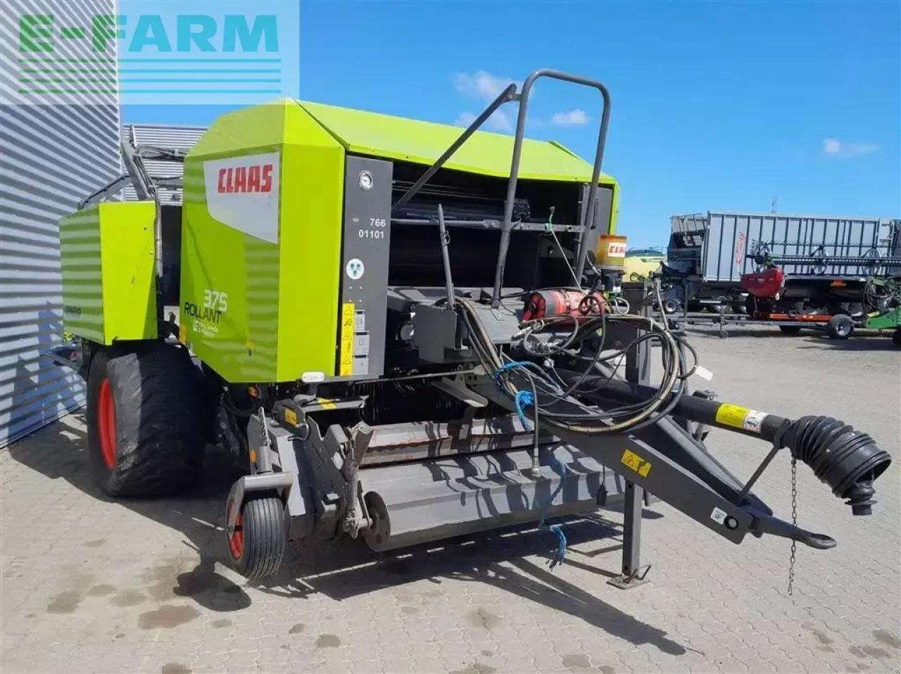 CLAAS rollant 375 - uniwrap - Сламопреса за квадратни бали: снимка 4 CLAAS rollant 375 - uniwrap - Сламопреса за квадратни бали: снимка 4