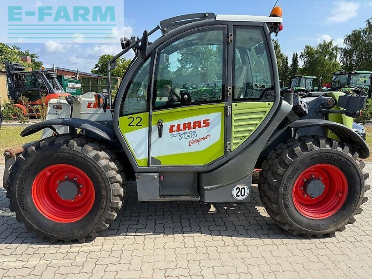 CLAAS scorpion 7030 - Телескопичен товарач: снимка 2 CLAAS scorpion 7030 - Телескопичен товарач: снимка 2