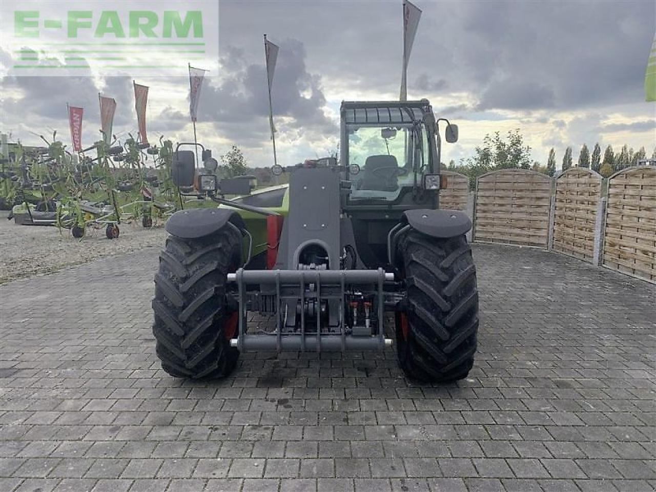 CLAAS scorpion 7040 - Телескопичен товарач: снимка 2 CLAAS scorpion 7040 - Телескопичен товарач: снимка 2