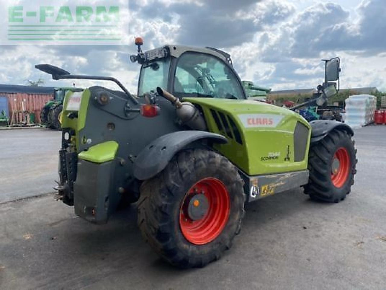 CLAAS scorpion 7044 - Телескопичен товарач: снимка 3 CLAAS scorpion 7044 - Телескопичен товарач: снимка 3